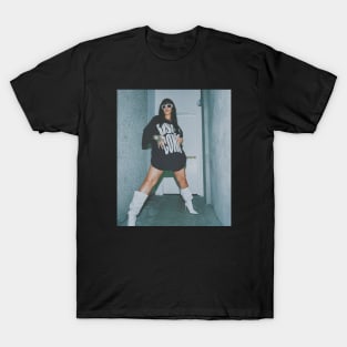 Rihanna retro design T-Shirt